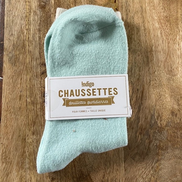 Indigo Everyday Cozy Flamingo Socks NWT - Picture 2 of 2